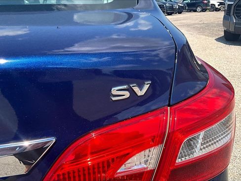 Used 2018 Nissan Sentra SV FWD image 7