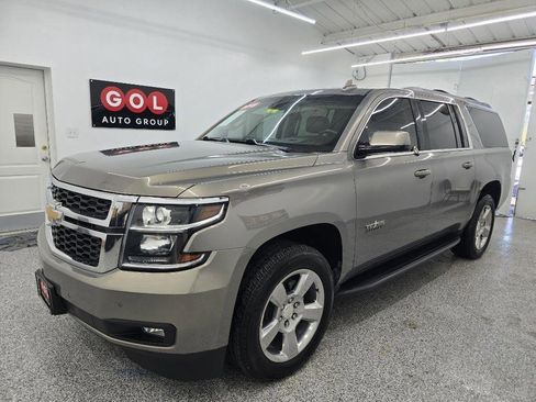 Used 2019 Chevrolet Suburban LT w/ Texas Edition Package RWD image 3