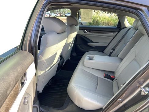 Used 2020 Honda Accord Touring image 53