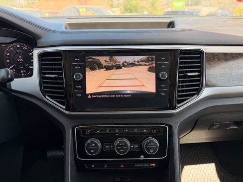 Used 2018 Volkswagen Atlas SEL Premium image 7