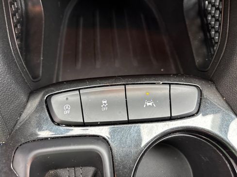 Used 2024 Chevrolet TrailBlazer LT image 21