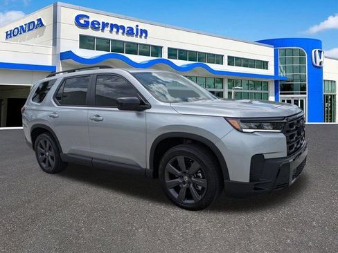 Used 2026 Honda Pilot Sport image 3