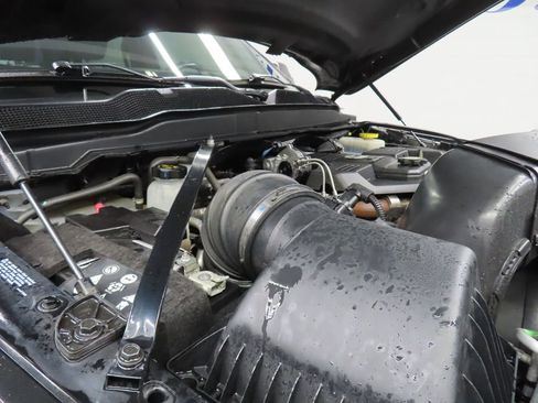 Used 2022 RAM 2500 Limited w/ Night Edition AWD/4WD image 32