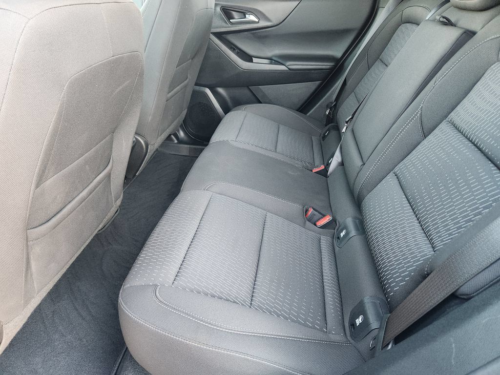 Certified 2026 Chevrolet Equinox LT FWD image 29