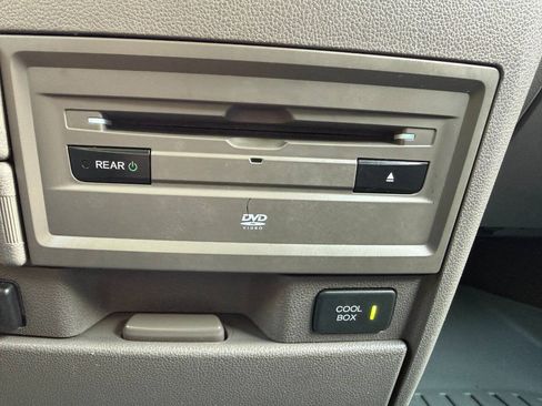 Used 2016 Honda Odyssey Touring image 20
