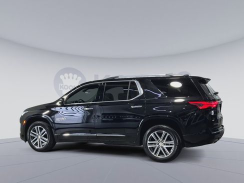 Used 2023 Chevrolet Traverse High Country image 8