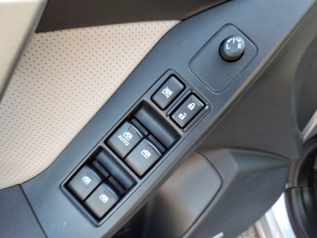 Used 2015 Subaru Forester 2.5i Limited AWD/4WD image 17