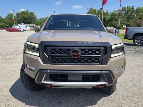 Used 2022 Nissan Frontier PRO-4X w/ Pro-4X Premium Package AWD/4WD image 6