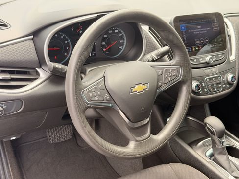 Used 2024 Chevrolet Malibu LT FWD image 22
