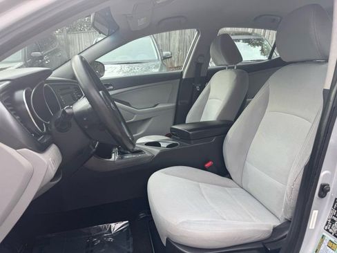 Used 2014 Kia Optima LX image 12