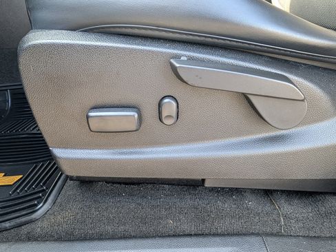 Used 2016 GMC Canyon SLT w/ Driver Alert Package image 19