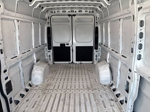 Used 2025 RAM ProMaster 3500 w/ Convenience Group FWD image 14