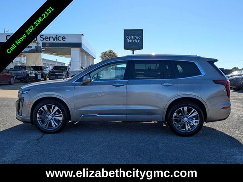 Used 2022 Cadillac XT6 Premium Luxury image 7