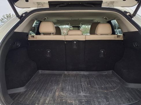 Used 2019 MAZDA CX-5 Touring image 11