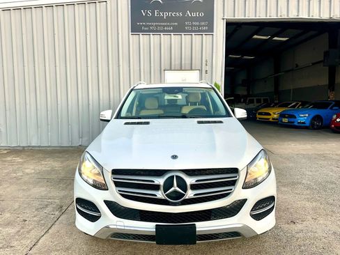 Used 2018 Mercedes-Benz GLE 350 image 2