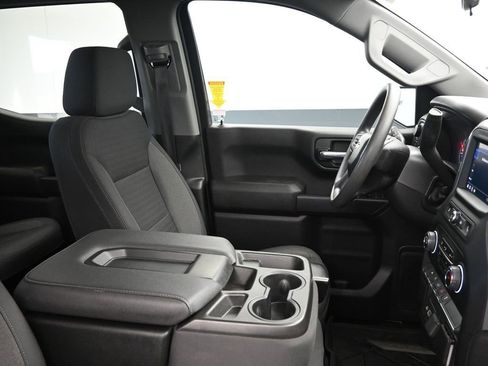 Used 2022 Chevrolet Silverado 1500 Custom image 12