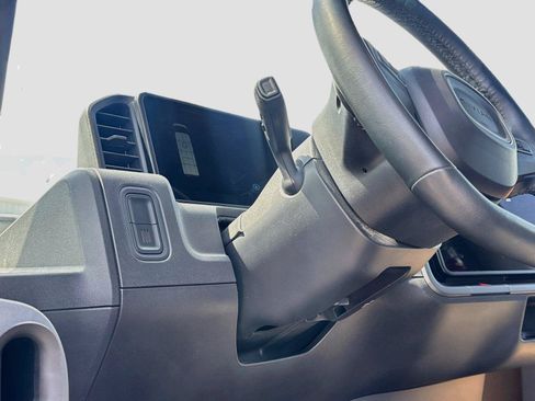 Used 2024 Rivian Delivery 500 FWD image 10