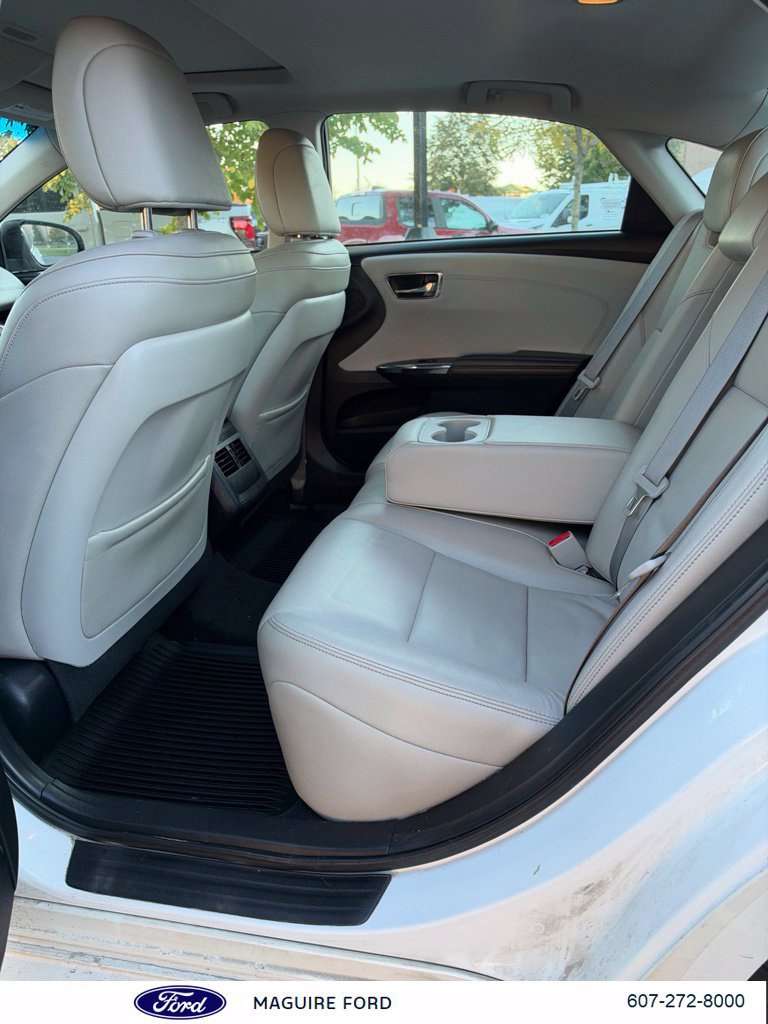 Used 2018 Toyota Avalon Touring w/ Carpet Mat Package FWD image 9