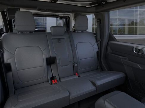 New 2025 Ford Bronco Badlands w/ Black Appearance Package image 11