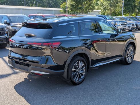 Used 2026 INFINITI QX60 Luxe w/ Cargo Package FWD image 3