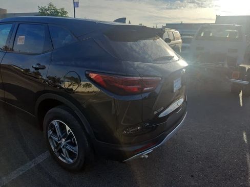 Used 2025 Chevrolet Blazer LT FWD image 5