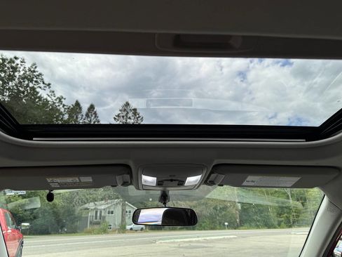 Used 2016 Toyota RAV4 XLE image 21