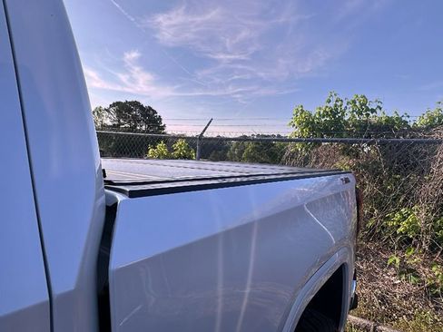 Used 2019 GMC Sierra 1500 SLT w/ SLT Premium Plus Package image 5