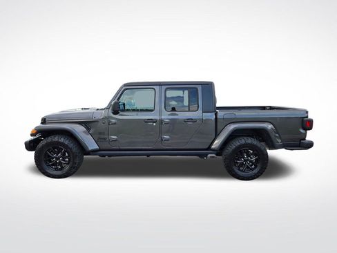 Used 2023 Jeep Gladiator Sport AWD/4WD image 9
