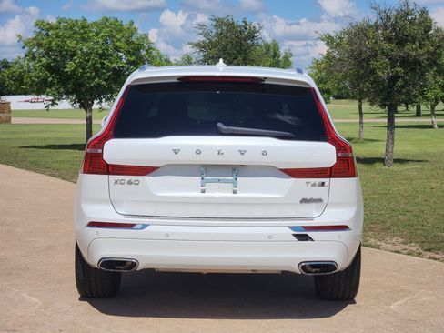 Used 2020 Volvo XC60 T6 Inscription w/ Protection Package Premier AWD/4WD image 8