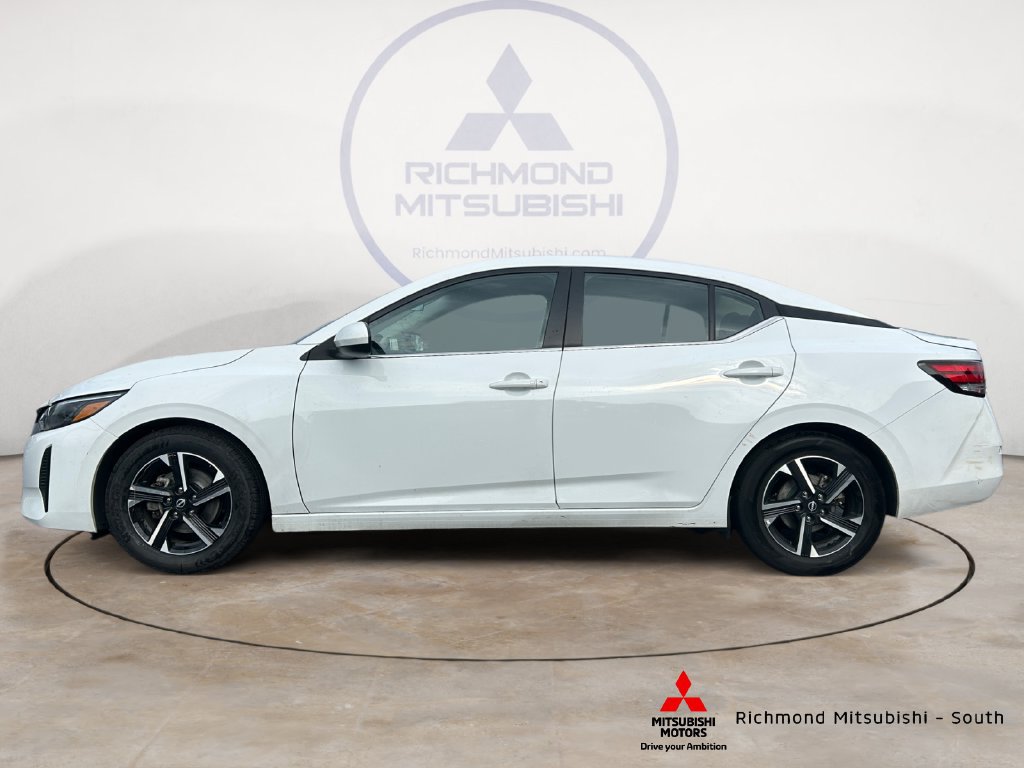 Used 2025 Nissan Sentra SV FWD image 6