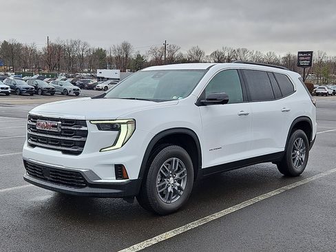 Certified 2025 GMC Acadia Elevation image 3