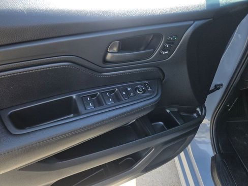 Used 2025 Honda Odyssey Sport-L image 15