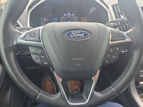 Used 2019 Ford Edge SEL w/ Equipment Group 201A AWD/4WD image 12