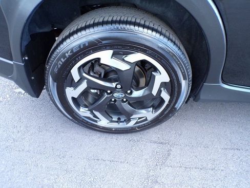 Used 2022 Subaru Crosstrek 2.5i Limited image 7