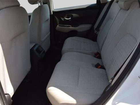 Used 2024 Honda HR-V LX image 15