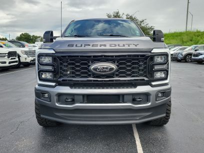 Used 2025 Ford F250 Lariat w/ Black Appearance Package