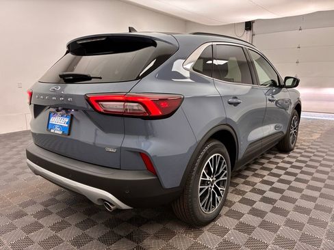 New 2026 Ford Escape SE image 8
