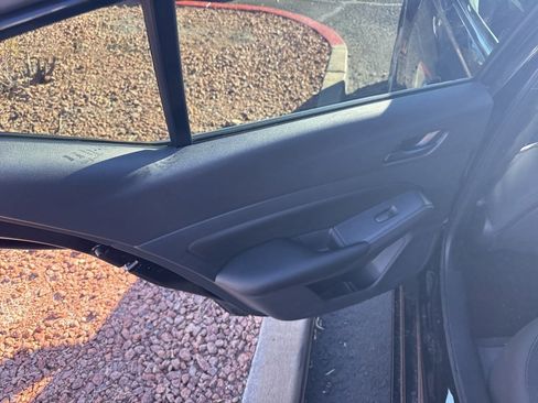 Used 2025 Nissan Altima 2.5 S image 13