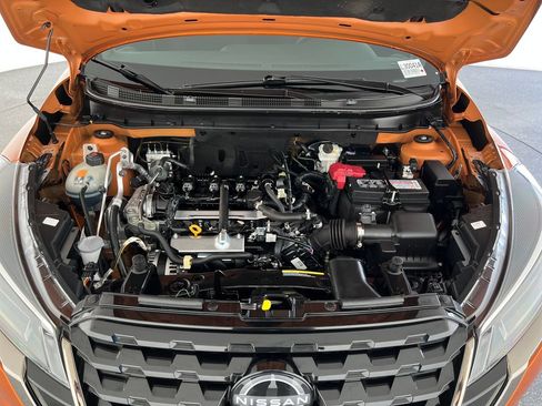 Used 2023 Nissan Kicks SR FWD image 23