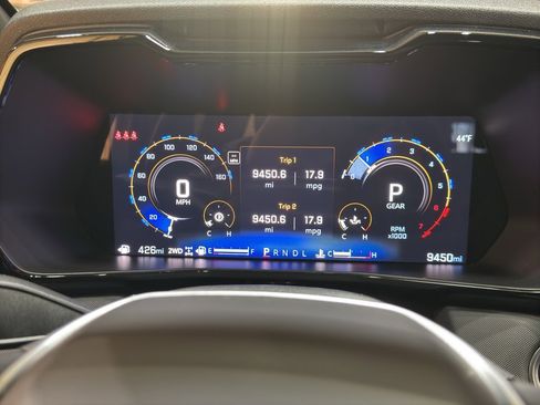 Used 2024 Chevrolet Colorado Z71 w/ Z71 Convenience Package 2 image 27