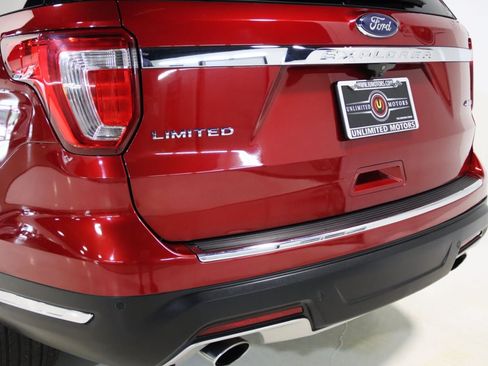 Used 2018 Ford Explorer Limited AWD/4WD image 24