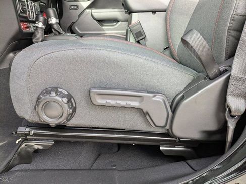 New 2026 Jeep Gladiator Rubicon w/ Safety Group image 20