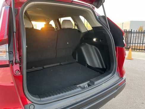 Used 2025 Honda CR-V LX image 9