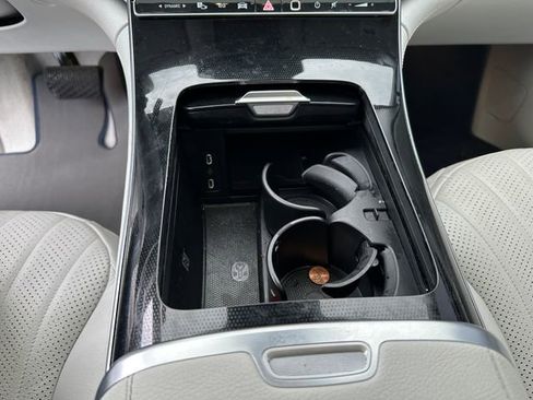 Used 2023 Mercedes-Benz EQE 350+ 4MATIC Sedan w/ Exclusive Trim Package image 19