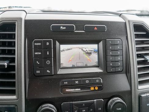 Used 2022 Ford F250 XL w/ Power Equipment Group image 19