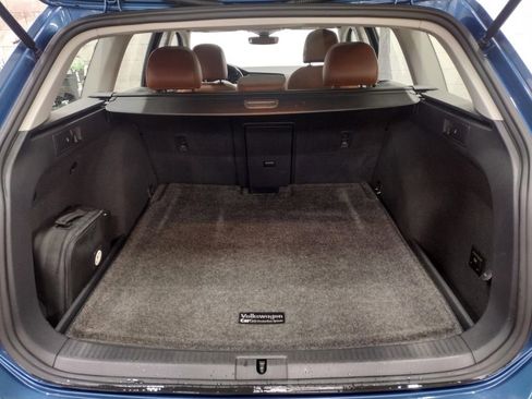 Used 2018 Volkswagen Golf Alltrack SEL image 40