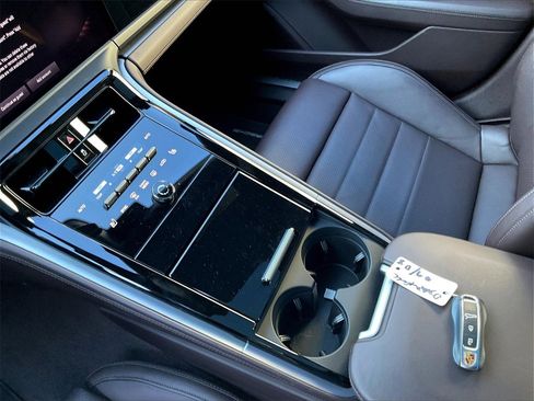 Certified 2024 Porsche Panamera image 20