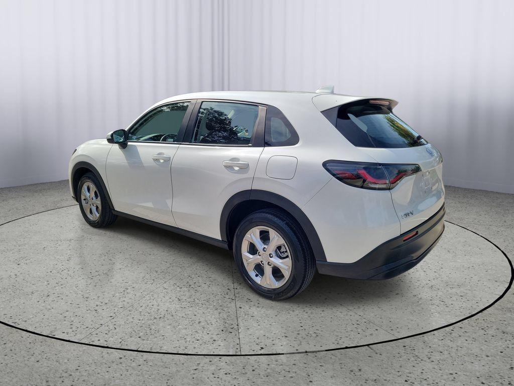 Used 2023 Honda HR-V LX image 4