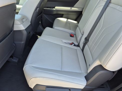 Used 2026 Hyundai Santa Fe SEL AWD/4WD image 17