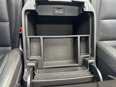 Used 2021 Chevrolet Tahoe Z71 w/ Z71 Signature Package image 8